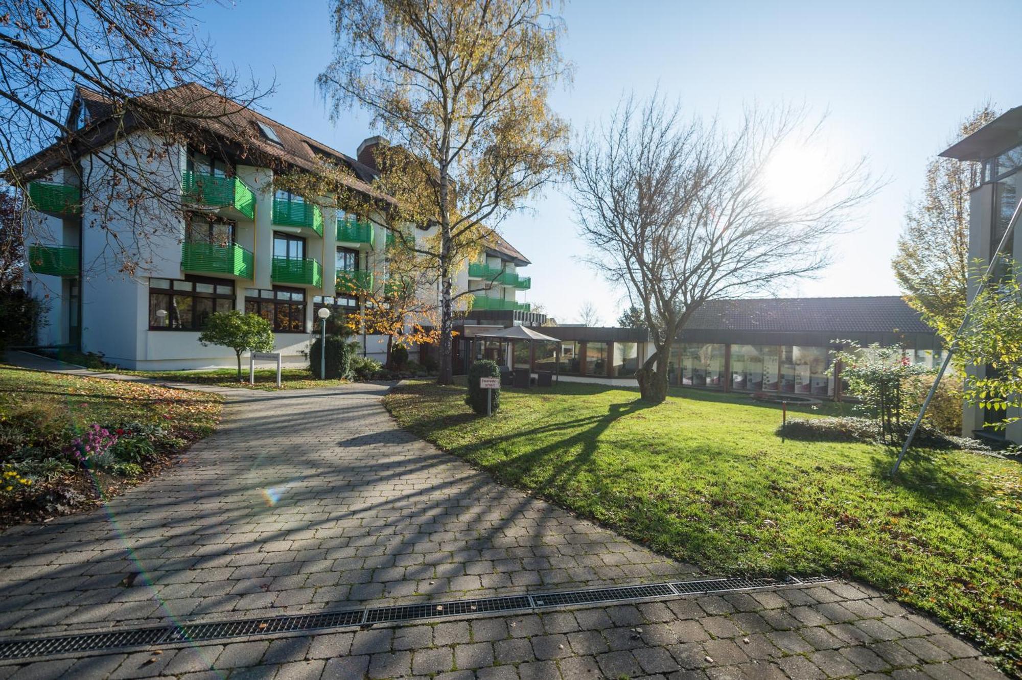Hotel Am Schlossberg Herrenberg Extérieur photo